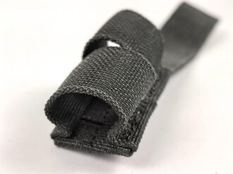 British ? Pattern 1937 bayonet frog, modern manufacture...