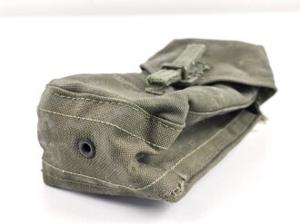 Canada,  modern ammo pouch for two 20rd magazines. Used