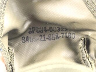 Canada,  modern ammo pouch for two 20rd magazines. Used