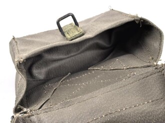 Canada,  modern  pouch with carrying strap, 11cm wide