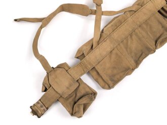 British Pattern 37 ammo pouch set. Most likely Italian after WWII with some original British parts.