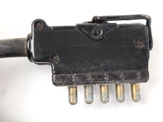 Anschlusskabel zum Brustmikrofon 33 der Wehrmacht ( oder Verlängerungskabel für Feldfernsprecher 33 und Flak Abfrage) . Datiert 1943 / 44, Ungereinigt, Funktion nicht geprüft