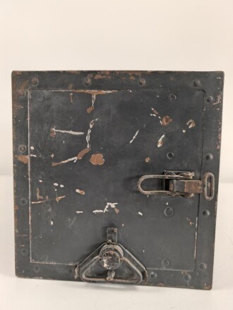 Gehäuse zum Tornister Empfänger Berta ( Torn. E.b ) der Wehrmacht. Ungereinigt, Originallack