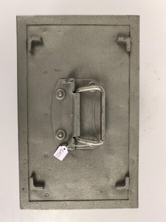 Gehäuse zum Tornister Empfänger Berta ( Torn. E.b ) der Wehrmacht. Unvollständig, überlackiert