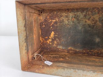 Gehäuse  für ein Panzerfunkgerät der...