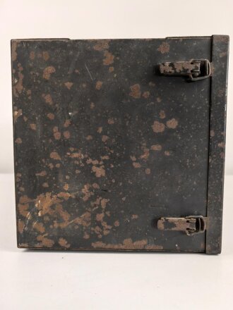 Luftwaffe, Funkübungs Empfänger FüE, Ln 126064. Originallack, Funktion nicht geprüf, mit Gehäusedeckel