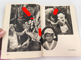 "Jugend um Hitler" von Heinrich Hoffmann, Umschlag eingerissen