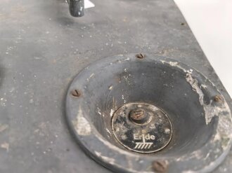 Gehäuse in der Größe eines Tornister Empfänger Berta ( Torn. E.b ) der Wehrmacht. Ungereinigt, Originallack