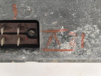 Luftwaffe, Umformer U.10/E, Ln 27377 für Fu.G 10. Originallack, die Gehäuseschrauben fehlen, Funktion nicht geprüft