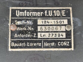 Luftwaffe, Umformer U.10/E, Ln 27377 für Fu.G 10. Originallack, die Gehäuseschrauben fehlen, Funktion nicht geprüft