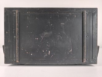 Gehäuse für Zubehörtornister  zum Tornister Empfänger Berta ( Torn. E.b ) der Wehrmacht. Ungereinigt, Originallack , nicht Vollständig