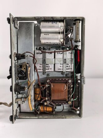 Kasernen Funk Übungsgerät 42 , Sender. Originallack, Funktion nicht geprüft