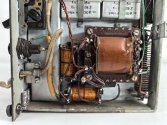 Kasernen Funk Übungsgerät 42 , Sender. Originallack, Funktion nicht geprüft