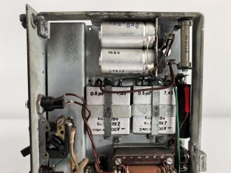Kasernen Funk Übungsgerät 42 , Sender. Originallack, Funktion nicht geprüft