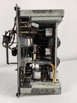 Kasernen Funk Übungsgerät 42 , Sender. Originallack, Funktion nicht geprüft