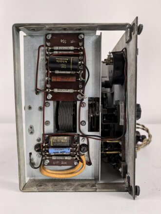 Kasernen Funk Übungsgerät 42 , Sender. Originallack, Funktion nicht geprüft