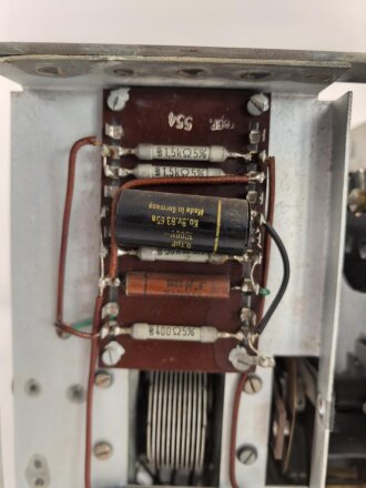 Kasernen Funk Übungsgerät 42 , Sender. Originallack, Funktion nicht geprüft