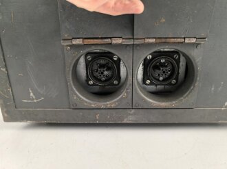 Luftwaffe, Kasernen Funkübungsgerät 42  Empfänger FüG-E , Originallack, Gehäuseschrauben fehlen, Funktion nicht geprüft