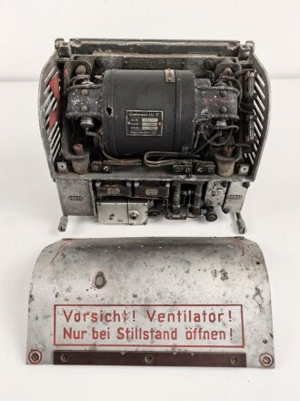 Luftwaffe Umformer U.17 , Ln26985 für FuG 16. Originallack, Funktion nicht geprüft