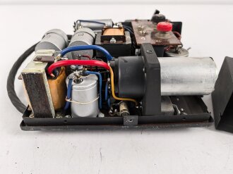 Wechselrichter EW.b zum Tornister Empfänger Berta. Originallack,datiert 1944,  Funktion nicht geprüft