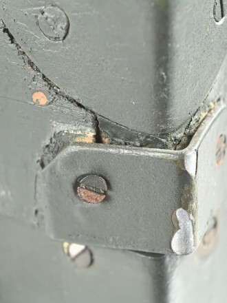 Russland, Funkgerät R-107 aus der Zeit des kalten Krieg. Im Transportkasten mit Zubehör. Funktion nicht geprüft