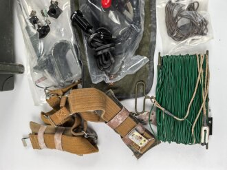 Russland, Funkgerät R-107 aus der Zeit des kalten Krieg. Im Transportkasten mit Zubehör. Funktion nicht geprüft