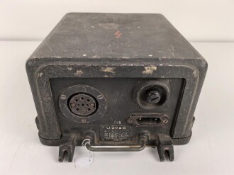 Umformer U.20 aS Wehrmacht. Verwendet in Fahrzeugen als Kraftquelle des 20 Watt Sender b im Gerätesatz Fu 18 ( Sonder KFZ 251/14. Originallack, Funktion nicht geprüft