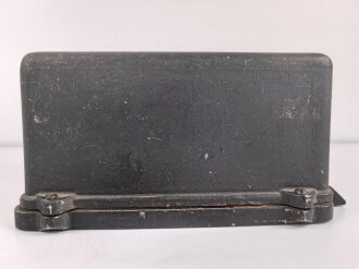 Umformer U.20 aS Wehrmacht. Verwendet in Fahrzeugen als Kraftquelle des 20 Watt Sender b im Gerätesatz Fu 18 ( Sonder KFZ 251/14. Originallack, Funktion nicht geprüft