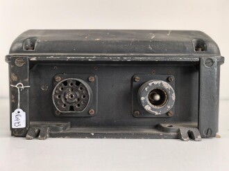 Umformer U.80a Wehrmacht. Verwendet in Fahrzeugen als Kraftquelle des 80 Watt Sender  im Gerätesatz Fu 12  in Panzerspähwagen. Originallack, Funktion nicht geprüft, datiert 1943