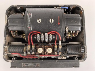 Umformer U.80a Wehrmacht. Verwendet in Fahrzeugen als Kraftquelle des 80 Watt Sender  im Gerätesatz Fu 12  in Panzerspähwagen. Originallack, Funktion nicht geprüft, datiert 1943