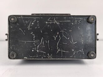 Umformer U.30a Wehrmacht. Verwendet in Fahrzeugen als Kraftquelle des 30 Watt Sender a .Originallack, Funktion nicht geprüft, datiert 1937