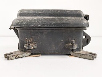 Funkinnenanschlussdose für Festungen der Wehrmacht. Originallack, habe ich noch nie vorher gesehen