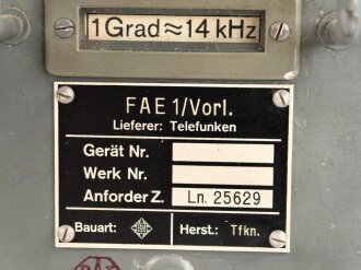 Luftwaffe, Telefunken Einflugzeichen Flugalarmempfänger "FAE 1/ Vorl." Ln 25629.  In der Zeit umgebauter Tornister Empfänger Berta, datiert 1940. Originallack, Funktion nicht geprüft