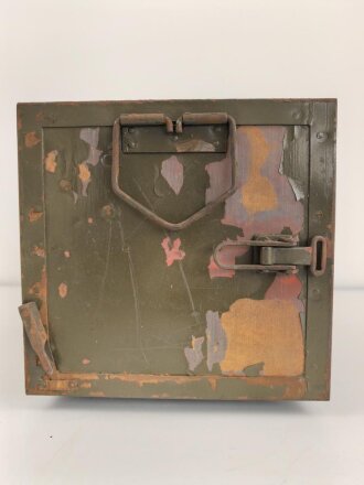 Zubehörtornister zum Tornister Empfänger Berta der Wehrmacht. Nach dem Krieg bei der Tschechischen Armee weiterverwendet.