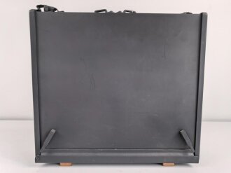 Funksprechgerät a1 " Fusp. a1" Wehrmacht, datiert 1938. Gerät Nummer 1188. Extrem seltenes Stück, das Gesamte Gehäuse  ist ein sehr guter, neuzeitlicher Nachbau.