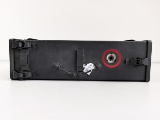 Funksprechgerät a1 " Fusp. a1" Wehrmacht, datiert 1938. Gerät Nummer 1188. Extrem seltenes Stück, das Gesamte Gehäuse  ist ein sehr guter, neuzeitlicher Nachbau.
