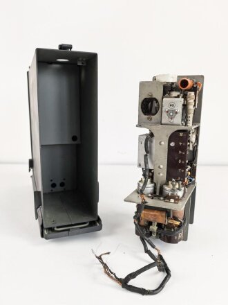 Funksprechgerät a1 " Fusp. a1" Wehrmacht, datiert 1938. Gerät Nummer 1188. Extrem seltenes Stück, das Gesamte Gehäuse  ist ein sehr guter, neuzeitlicher Nachbau.