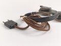 Doppelfernhörer f datiert 1943. Stecker unrichtig ergänzt
