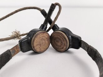 Funk Kehlkopfmikrofon mit Umschalter (Fu)b und dreipoligem Stecker , Funktion nicht geprüft