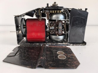 Feldfernsprecher 33 Wehrmacht, datiert 1939. Funktion nicht geprüft