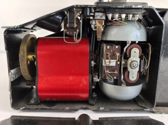 Feldfernsprecher 33 Wehrmacht, datiert 1940. Funktion nicht geprüft