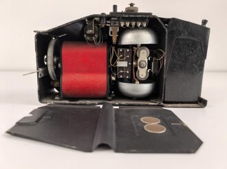 Feldfernsprecher 33 Wehrmacht, datiert 1940. Funktion nicht geprüft