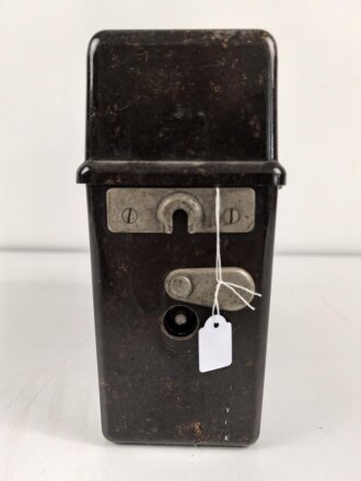 Feldfernsprecher 33 Wehrmacht, datiert 1939. Funktion nicht geprüft