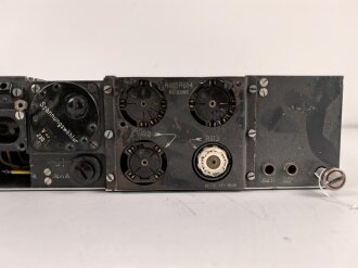 Netzteil zum Luft-Boden Einheitsempfänger E52 " Köln" der Luftwaffe. "Restauriertes Stück", Funktion nicht geprüft