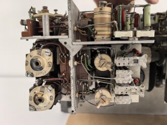 Luft-Boden Einheitsempfänger E52 a " Köln" der Luftwaffe. Unvollständig, gute Substanz, Funktion nicht geprüft