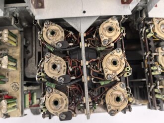 Luft-Boden Einheitsempfänger E52 a " Köln" der Luftwaffe. Optik gut, Funktion nicht geprüft