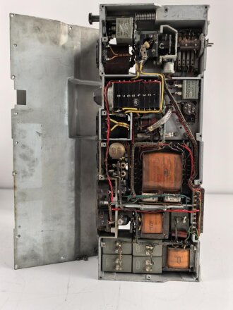 Luft-Boden Einheitsempfänger E52 a " Köln" der Luftwaffe. Optik gut, Funktion nicht geprüft