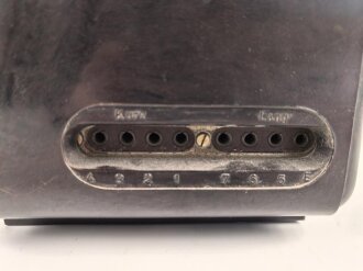 Volksempfänger VE301w, Hersteller WEGA Radio Stuttgart. Guter Gesamtzustand, Rückwandschrauben erneuert, Funktion nicht geprüft