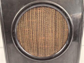 Volksempfänger VE301w, Hersteller WEGA Radio Stuttgart. Guter Gesamtzustand, Rückwandschrauben erneuert, Funktion nicht geprüft