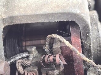 Umformer U.20 a 3 der Wehrmacht für 20 Watt Sender in Fahrzeugen. Baujahr 1938. Originallack, unrichtiger Deckel, Funktion nicht geprüft